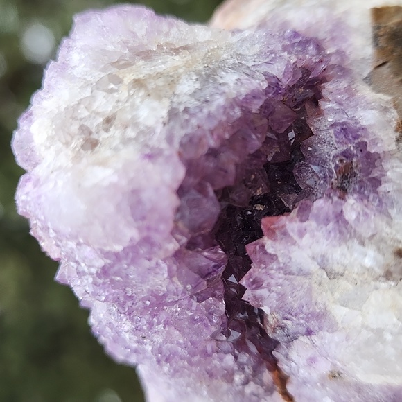 Beautiful amethyst cluster - Picture 14 of 14